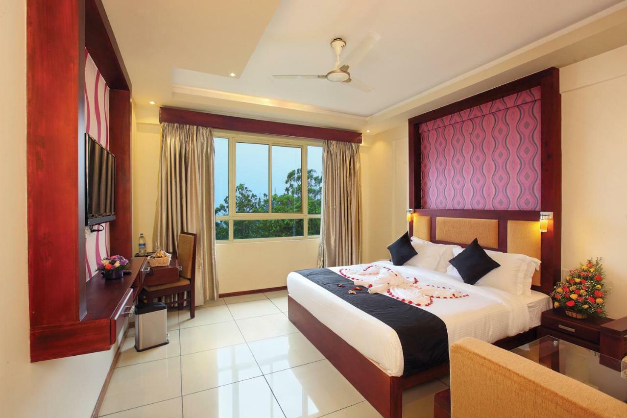 Gokulam Park Munnar Hotel Ngoại thất bức ảnh