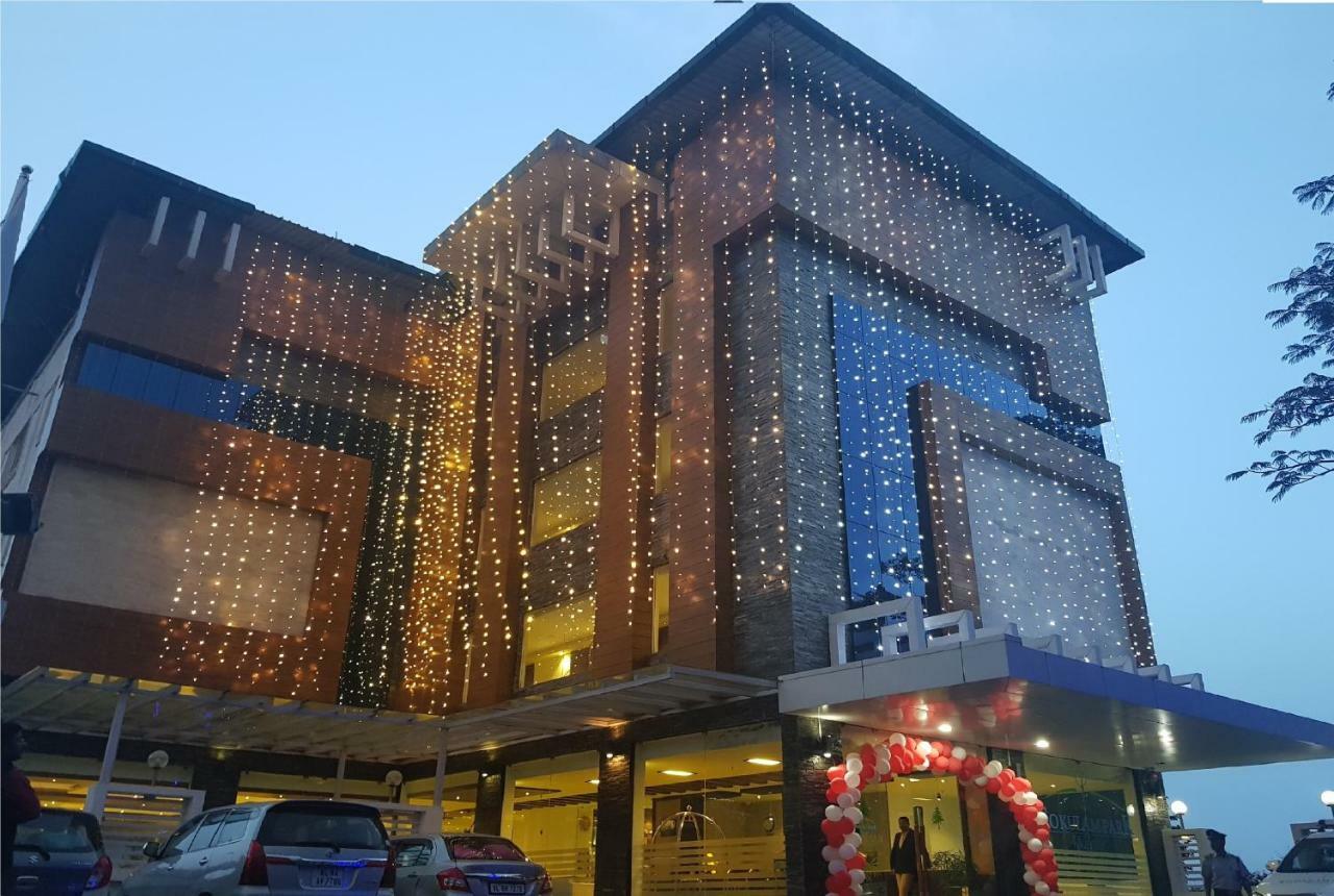 Gokulam Park Munnar Hotel Ngoại thất bức ảnh